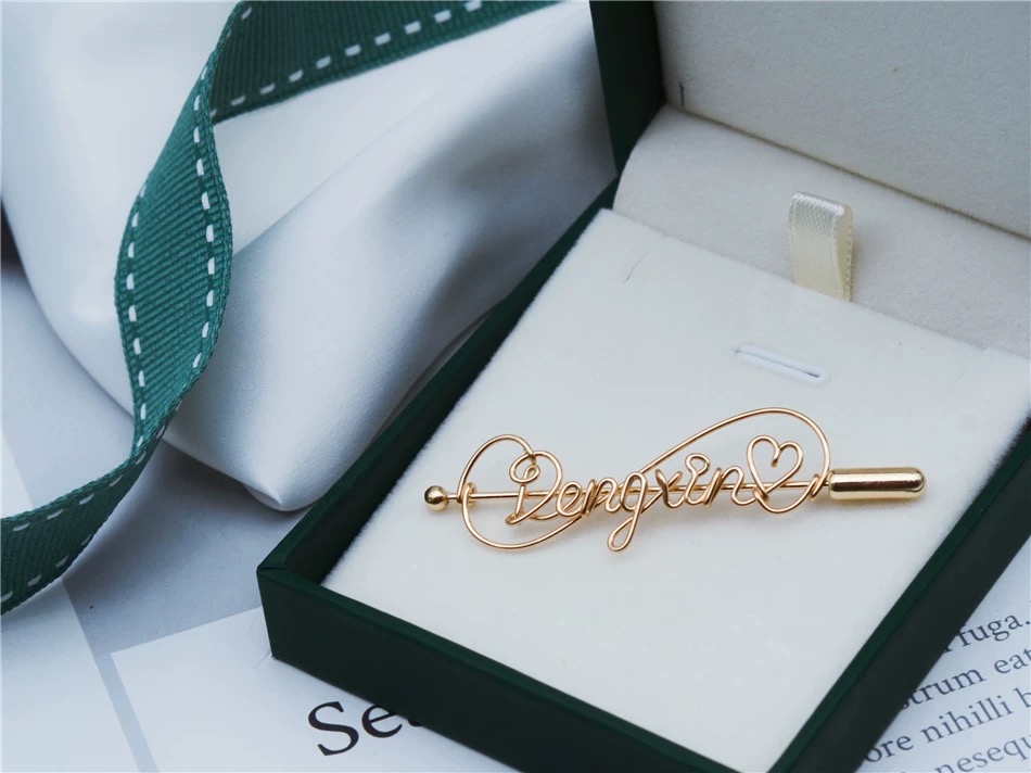 Minimalist Custom Nameplate Brooch - Personalized Business & Wedding Pin - 图片 4